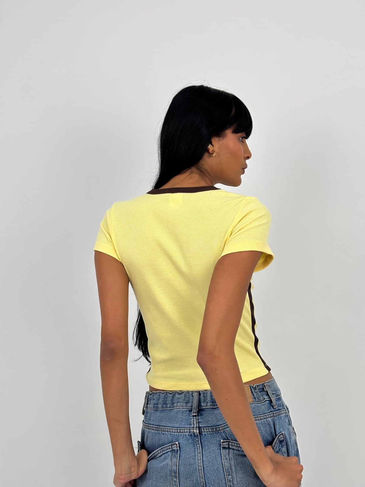 Blusa Cuello Redondo Dama Rib blank, color amarillo sesgo café - Tu Prenda