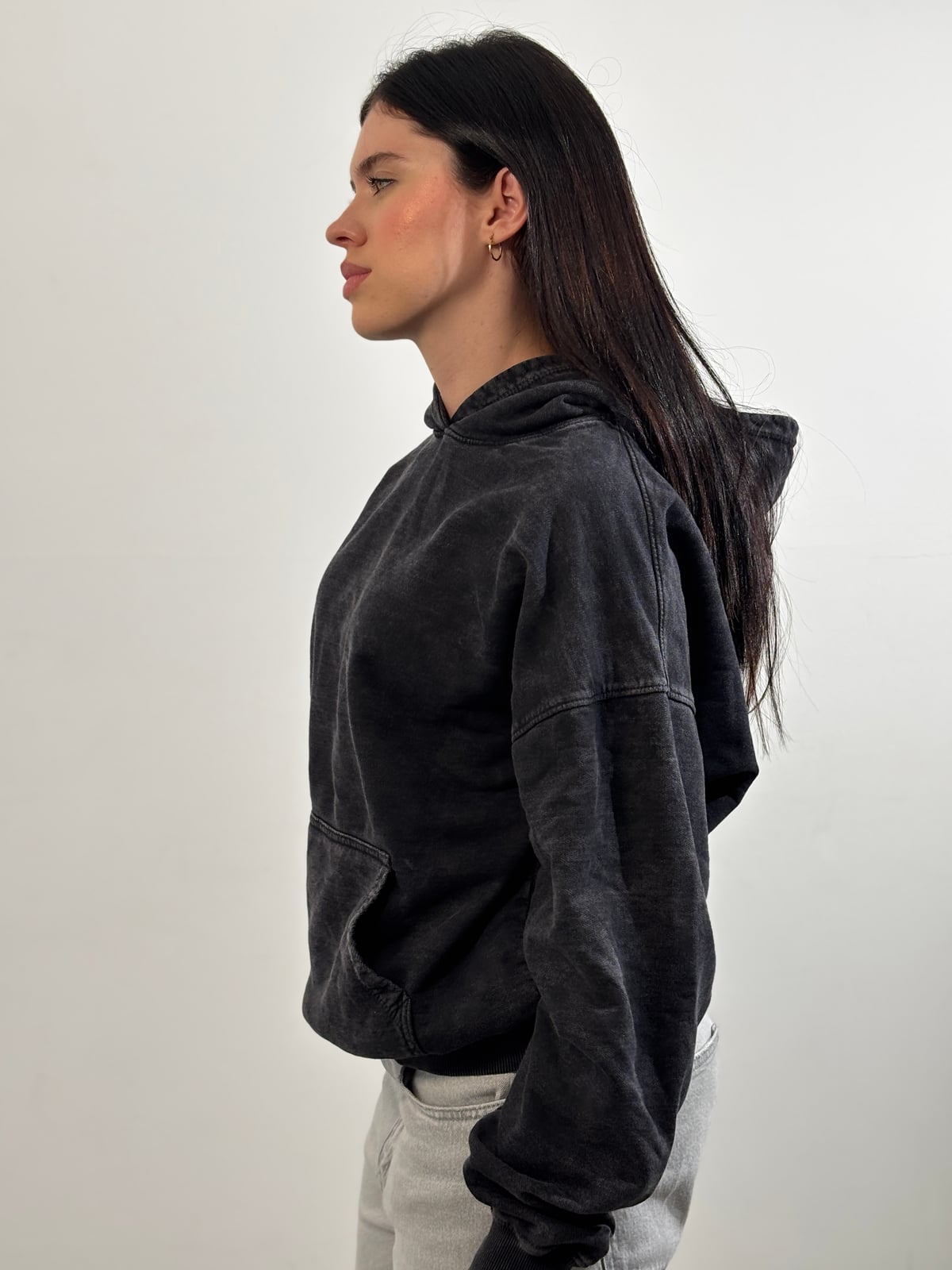 Buzo Acid Wash Oversize blank, color negro - Tu Prenda