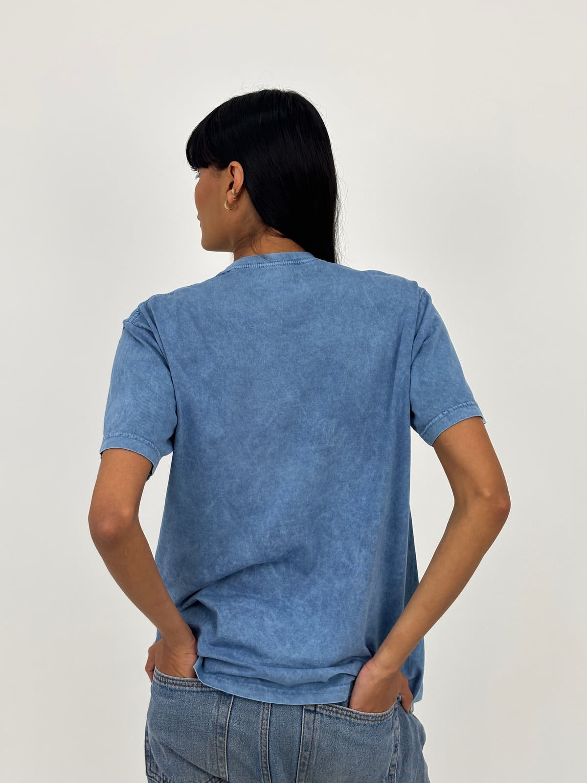 Camiseta Acid Wash Regular Fit blank, color azul - Tu Prenda