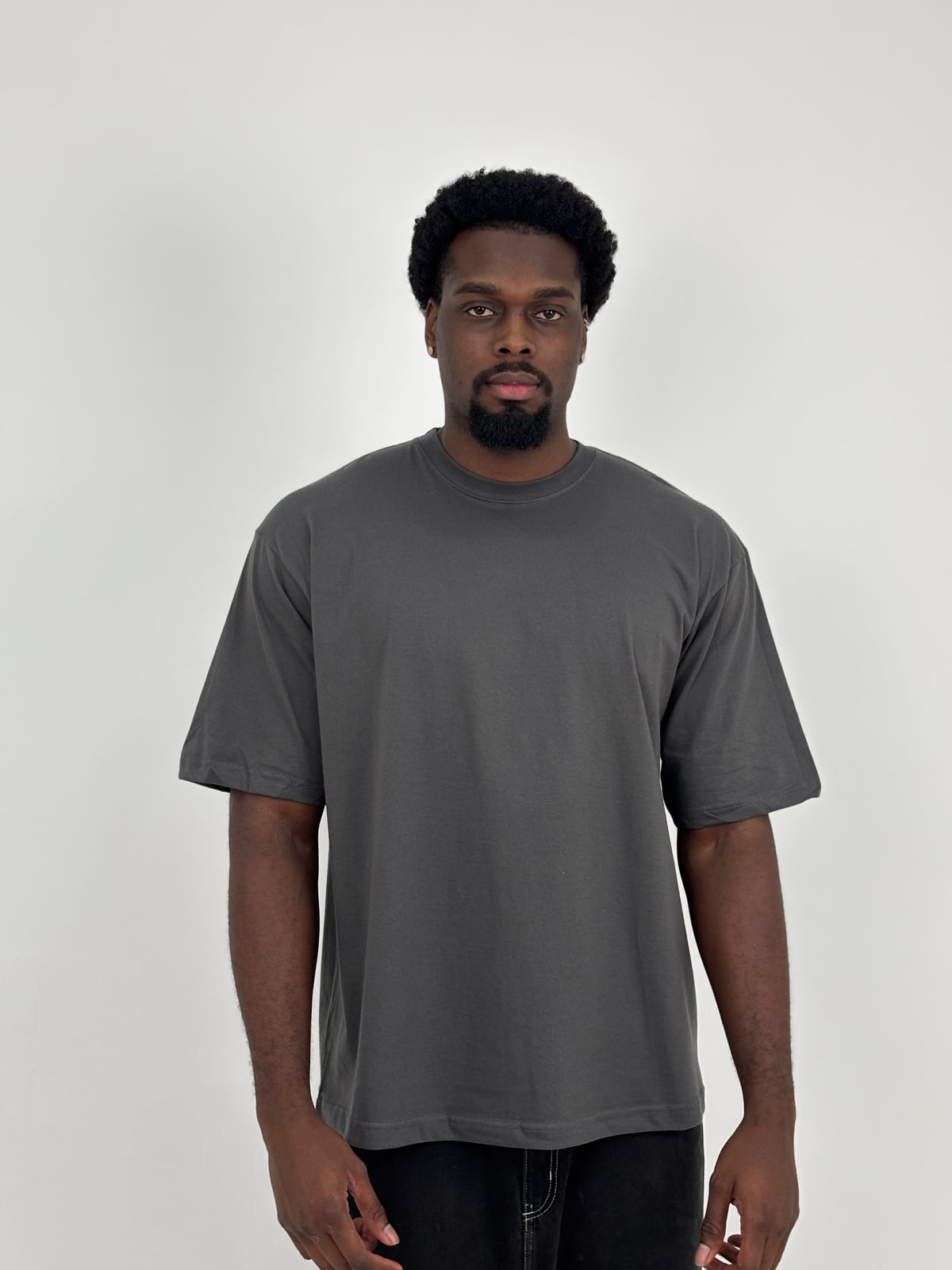 Camiseta Qatar Semioversize blank, color gris plata - Tu Prenda