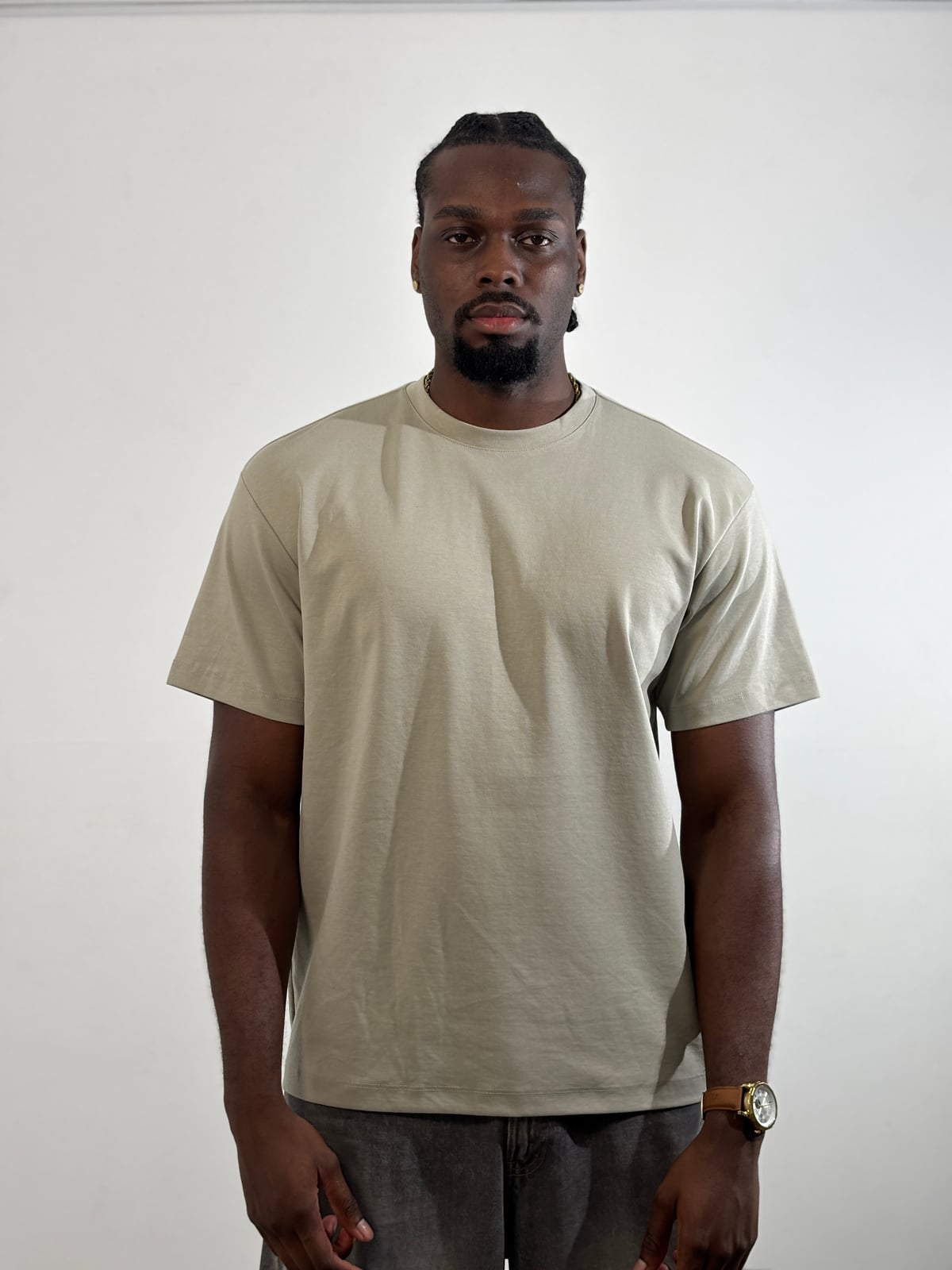 Camiseta Qatar Semioversize blank, color verde invierno - Tu Prenda