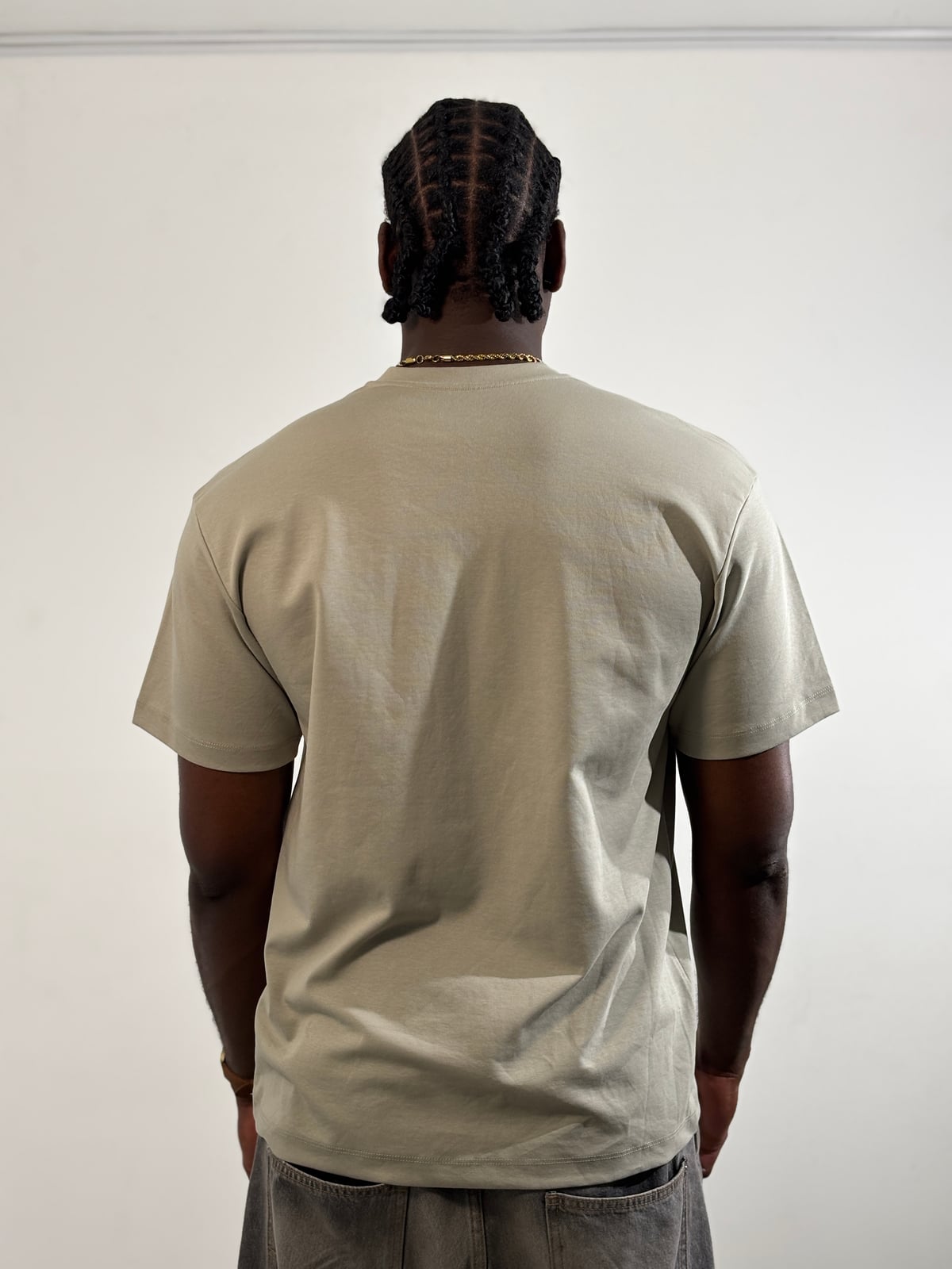 Camiseta Qatar Semioversize blank, color verde invierno - Tu Prenda