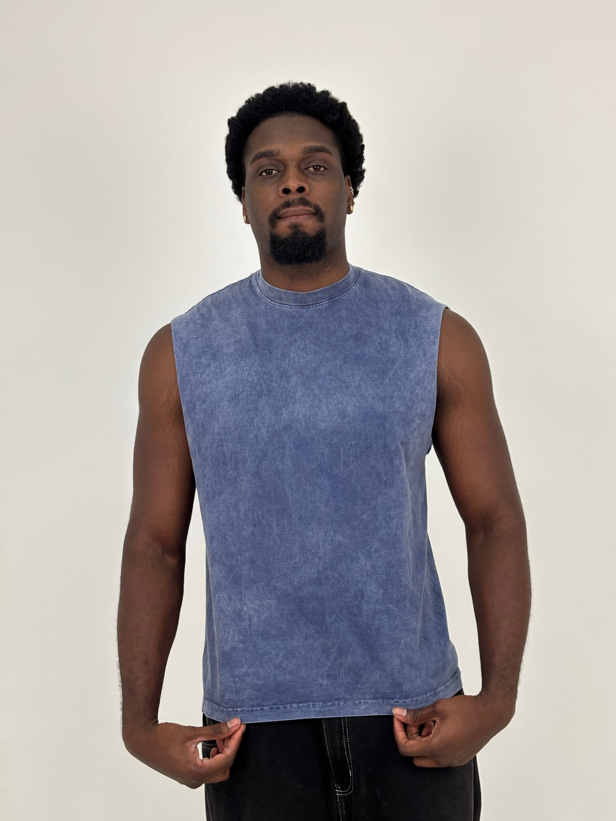 Camisilla Hombre Acid Wash Oversize blank, color azul - Tu Prenda