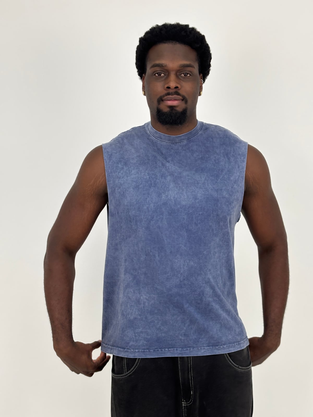 Camisilla Hombre Acid Wash Oversize blank, color azul - Tu Prenda