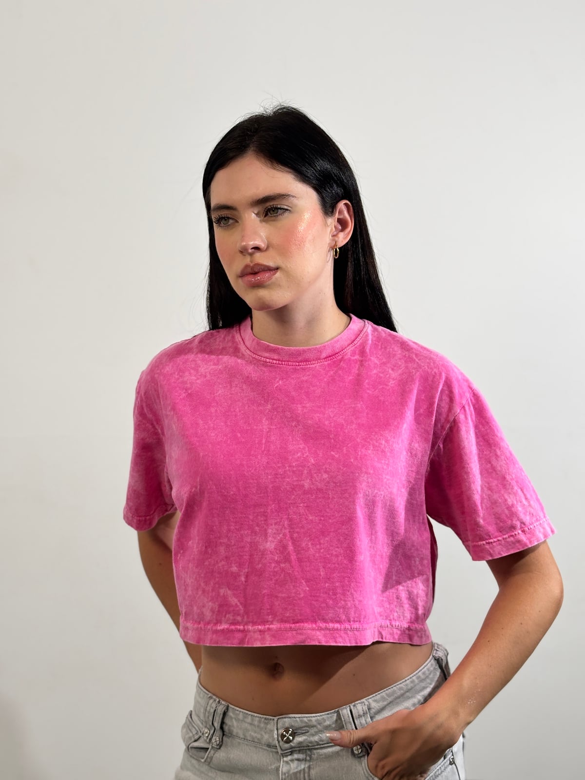 Crop Top Dama Acid Wash blank, color rosado - Tu Prenda