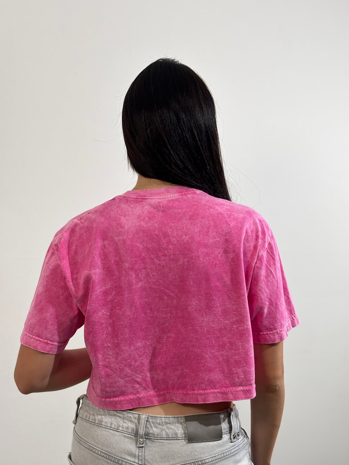 Crop Top Dama Acid Wash blank, color rosado - Tu Prenda