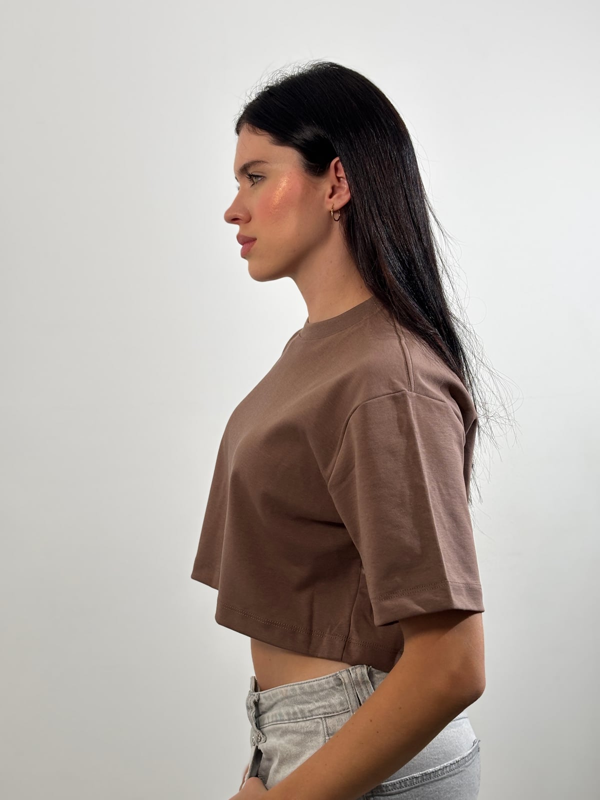 Crop Top Dama Qatar blank, color chocolate - Tu Prenda