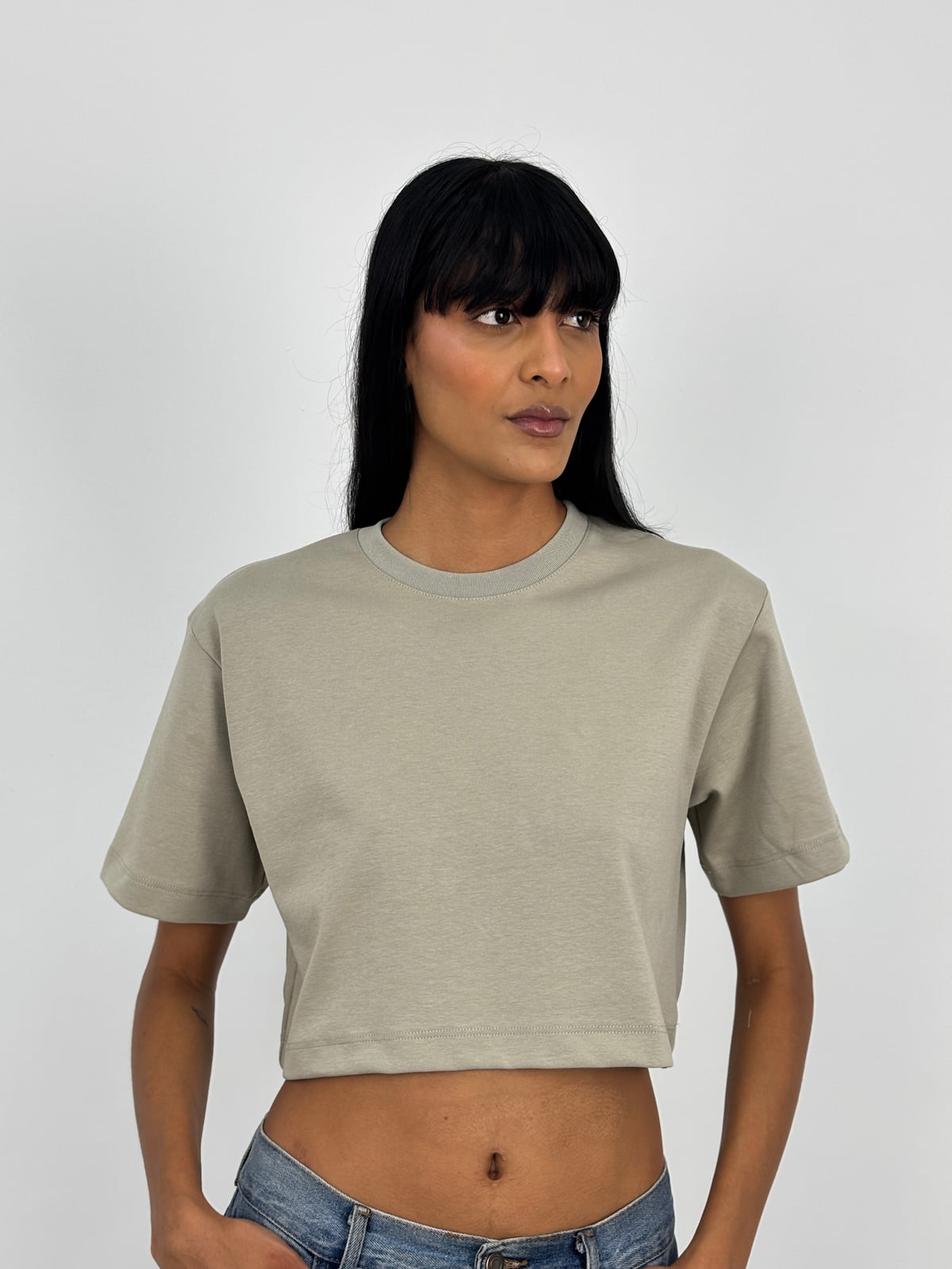 Crop Top Dama Qatar blank, color v oliva - Tu Prenda