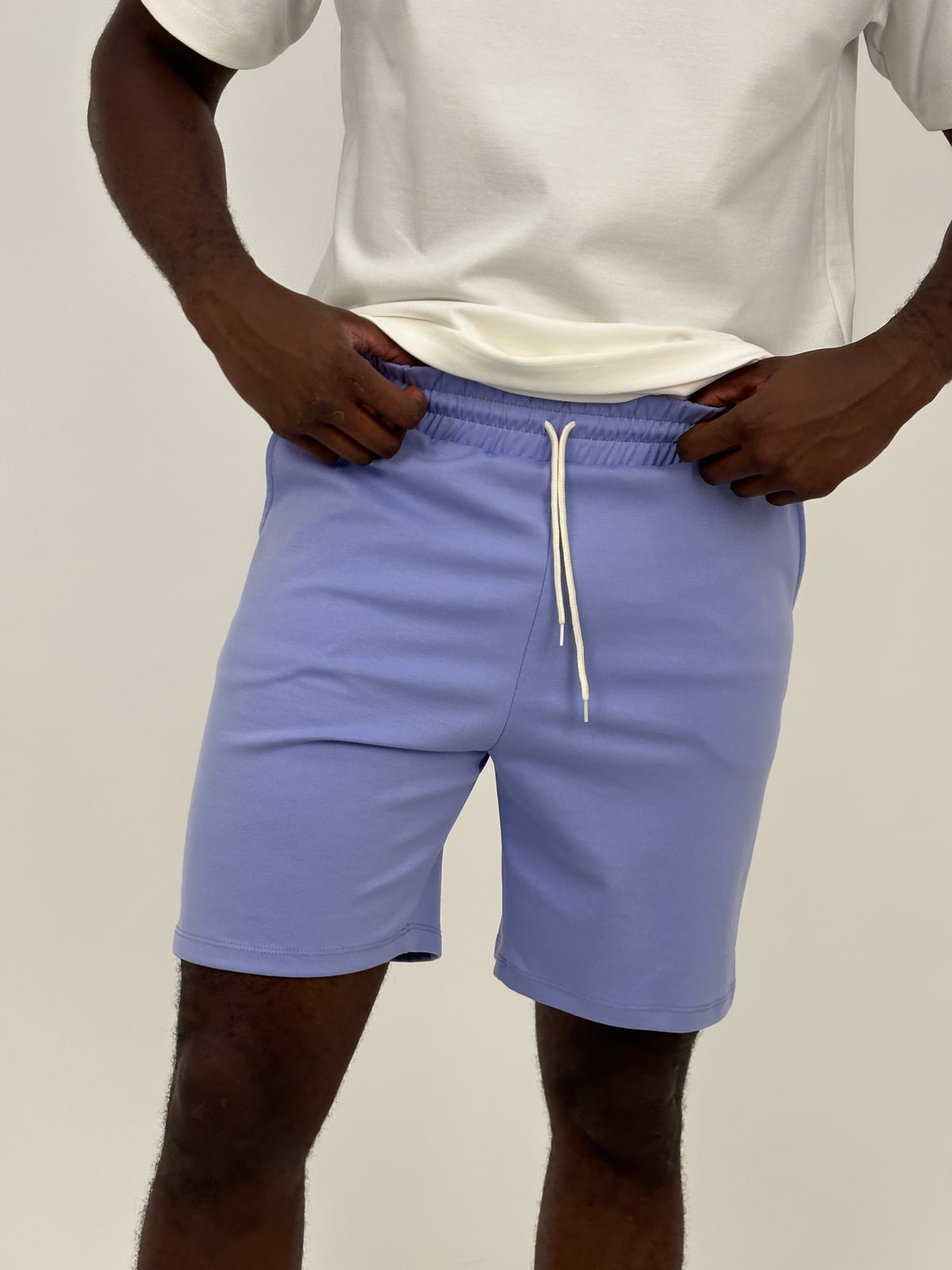 Pantaloneta Qatar Hombre blank, color lila - Tu Prenda