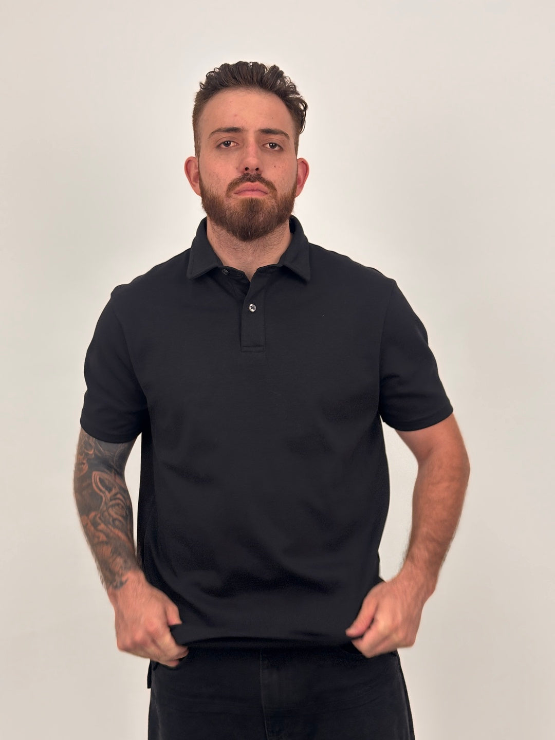 Polo Qatar Hombre Negro